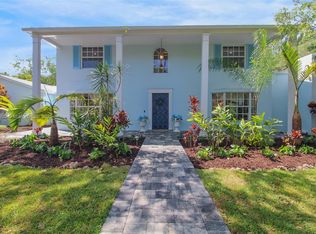 6900 SW 104th St, Pinecrest, FL 33156