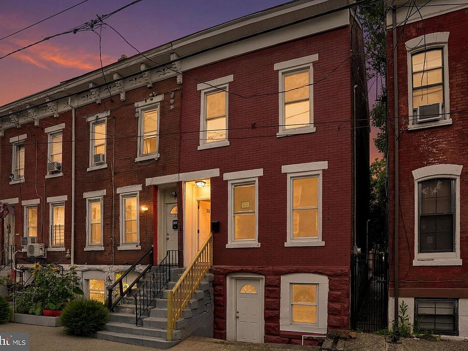 1st image of 308 W Hanover St
