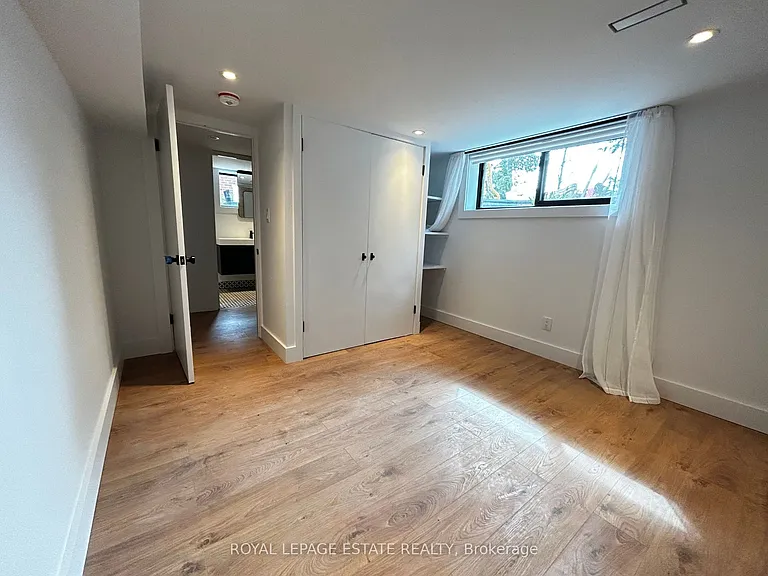 65 Maywood Park #LOWER — Photo 16