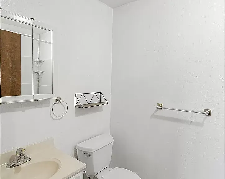 277 NW Market St #281 — Photo 1