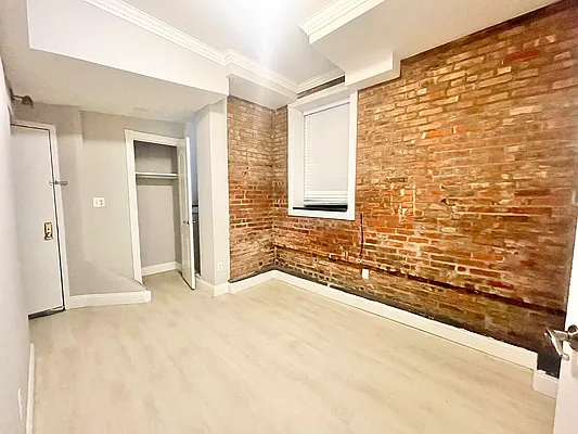 Rented by Century 21 Premier  | media 5