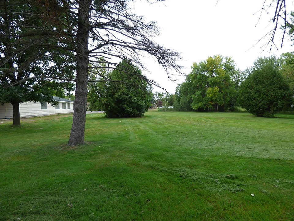 2nd image of 555 Highway 23 E