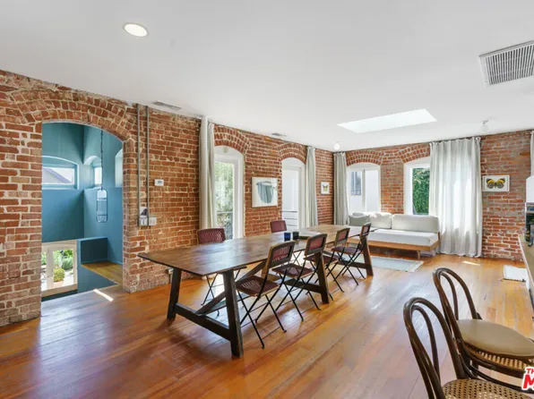 (undisclosed Address), Venice, CA 90291