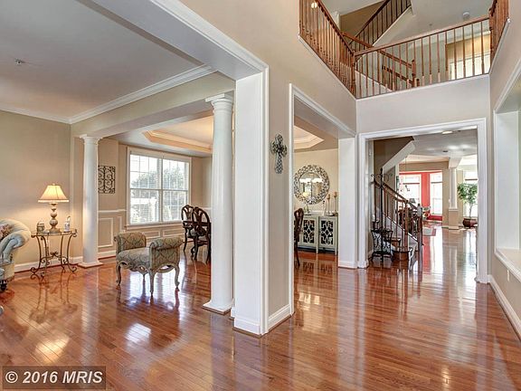 2nd image of 23215 Yellowwood Dr