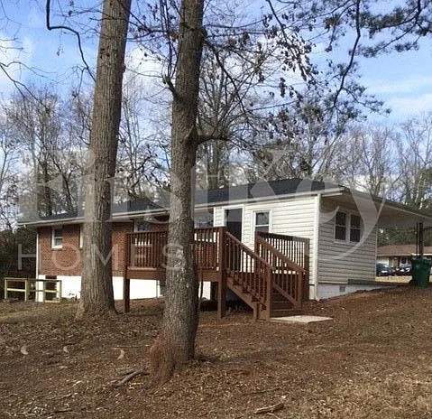 1843 Wee Kirk Rd SE — Photo 9