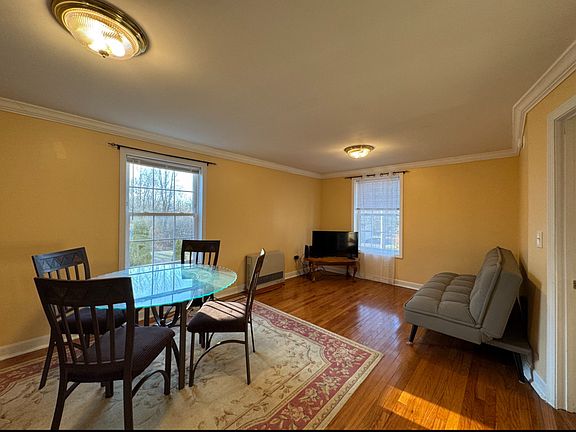 4th image of 108 Cobb Ave APT 1