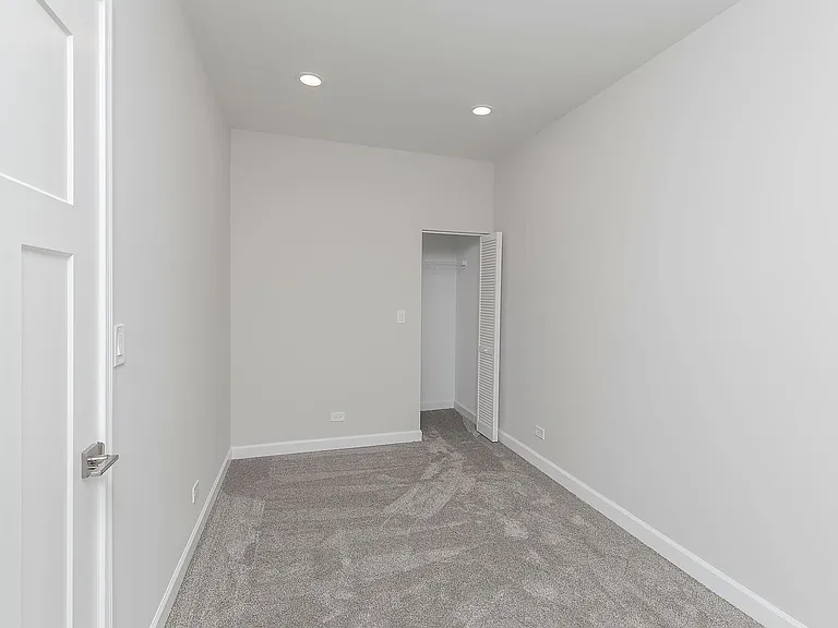 2901-11 N Clark St — Photo 12
