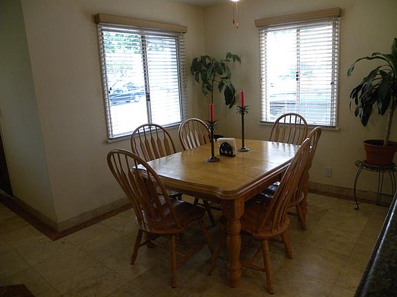4th image of 22615 Gaycrest Ave