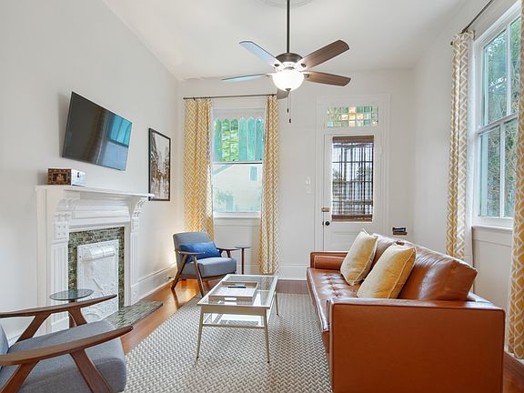 3rd image of 1433 Dauphine St #2