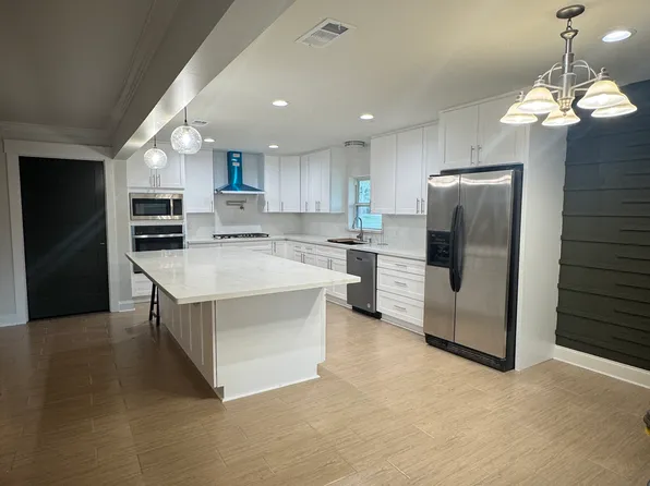 1156 Tara Blvd, Baton Rouge, LA 70806