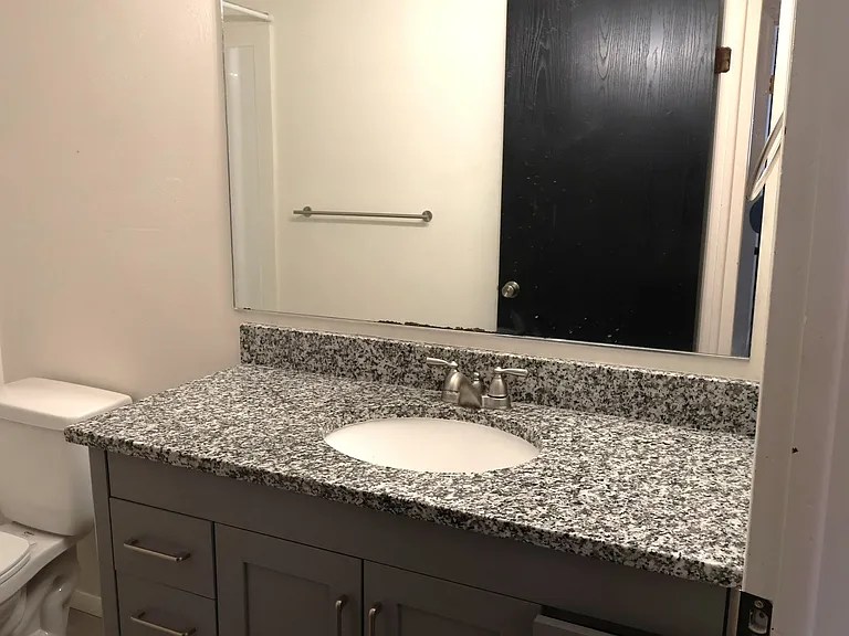 1060 N 375 W — Photo 10
