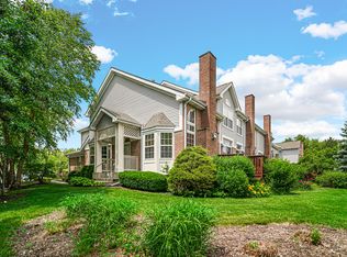 1317 Leonard Dr, Schaumburg, IL 60193