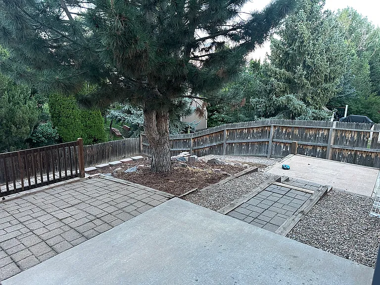 7955 Manston Dr — Photo 22