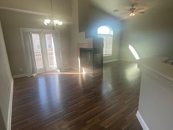 2nd image of 1076 Slate Crossing Ln Unit 101