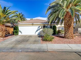 6126 Flaming Arrow Rd, North Las Vegas, NV 89031