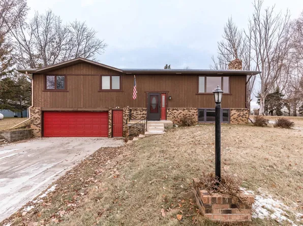 17132 River Oaks Blvd, Fergus Falls, MN 56537