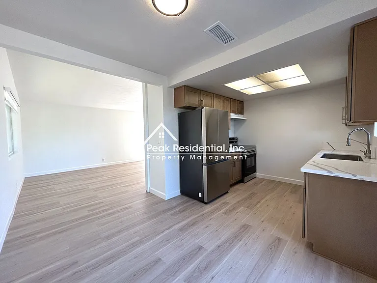 6328 Bonham Cir — Photo 14