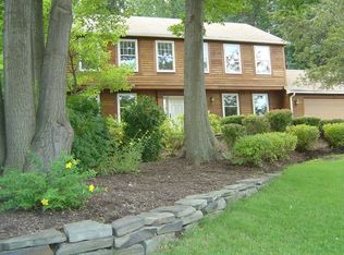 41 Kirkby Trl, Fairport, NY 14450
