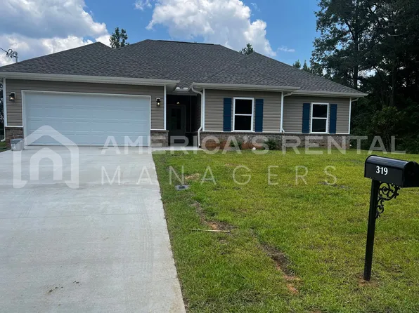 319 Kennesaw Ave, Bay Minette, AL 36507