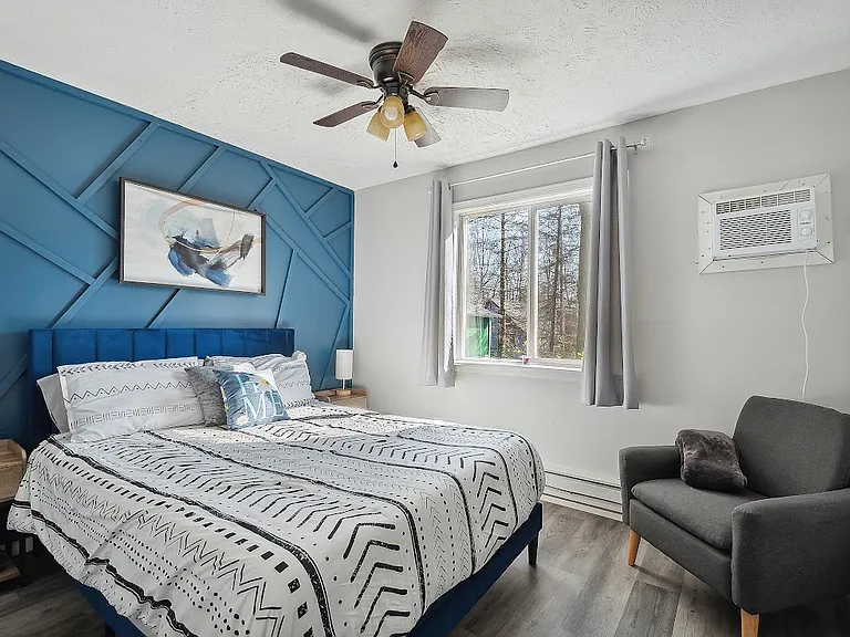 1175 Tree Top Dr — Photo 10
