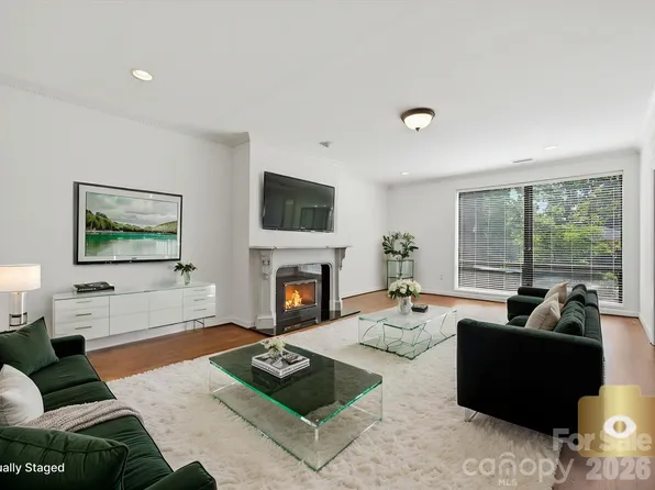 806 Cherokee Rd, Charlotte, NC 28207