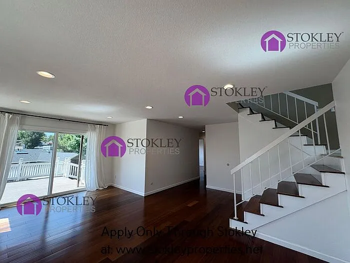 55 Saint Thomas Ln — Photo 26