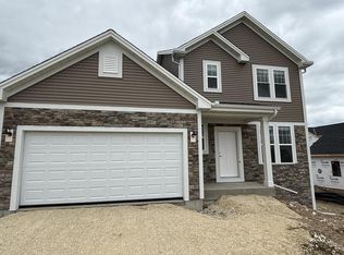 670 Lambert Dr, Slinger, WI 53086