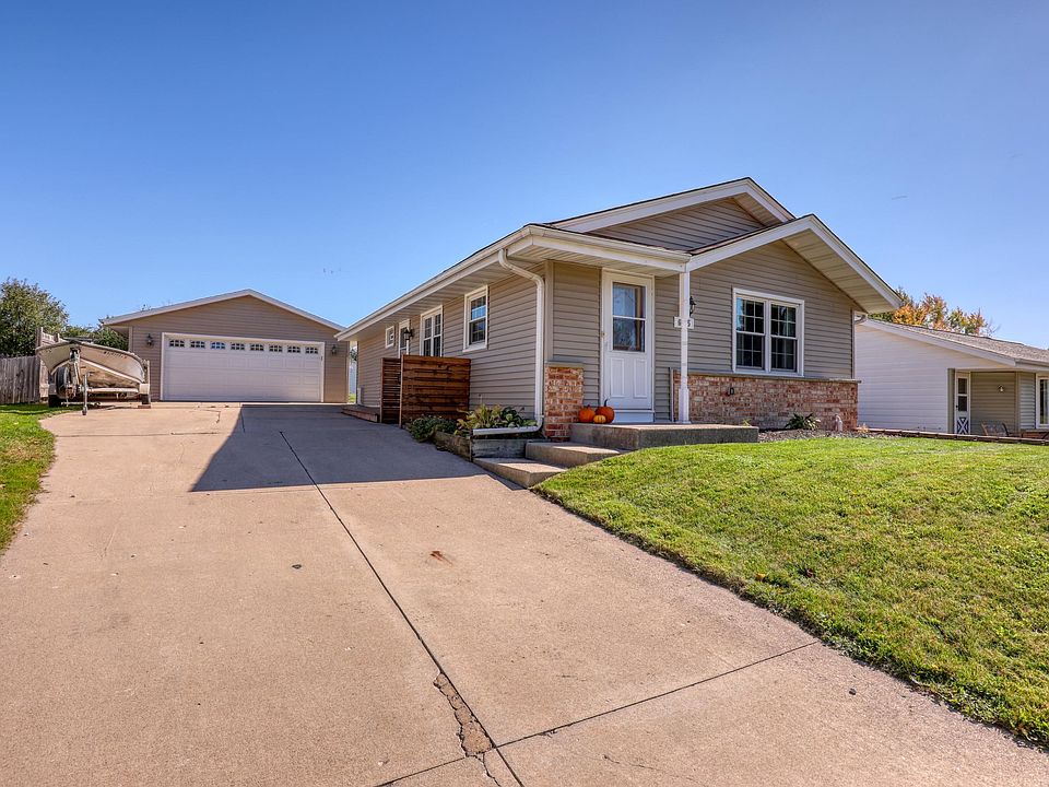 1st image of 625 Lenora Dr