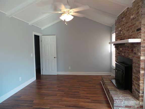 2nd image of 117 Mellard Dr