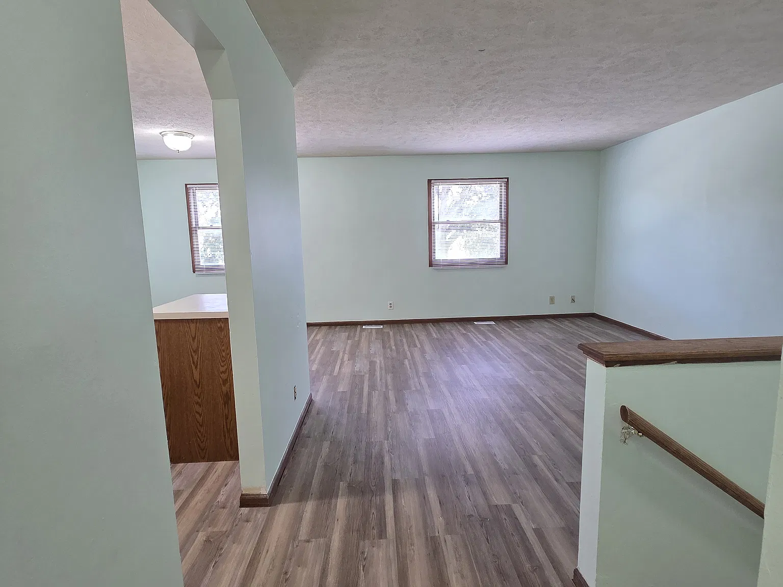 4 bed, $1,900 — Photo 3