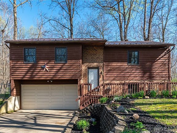 4th image of 175 Julia Dr