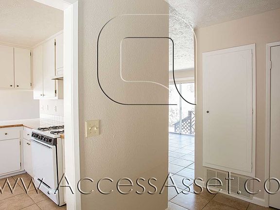 5th image of 29740 Denny Dr Unit A