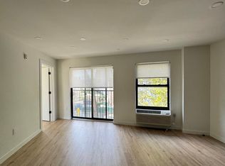 402 Market St APT 3, Newark, NJ 07105