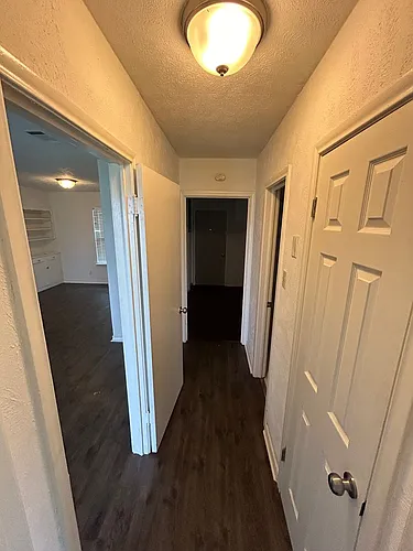 2311 Meadow Ln Photo 1