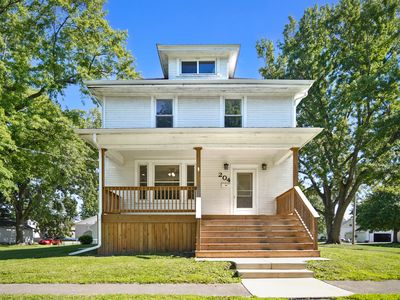 204 E 3rd St, El Paso, IL, 61738