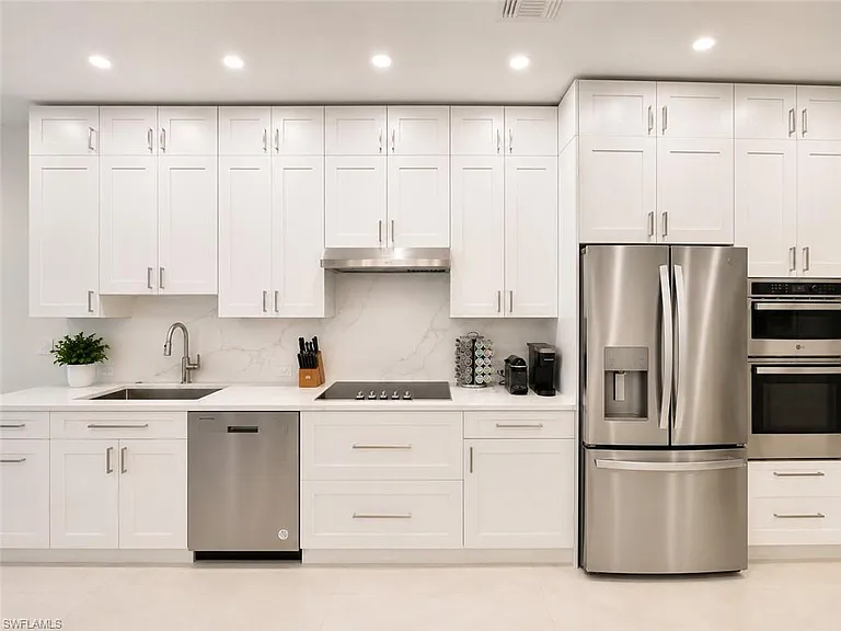 12667 Biscayne Ct — Photo 19