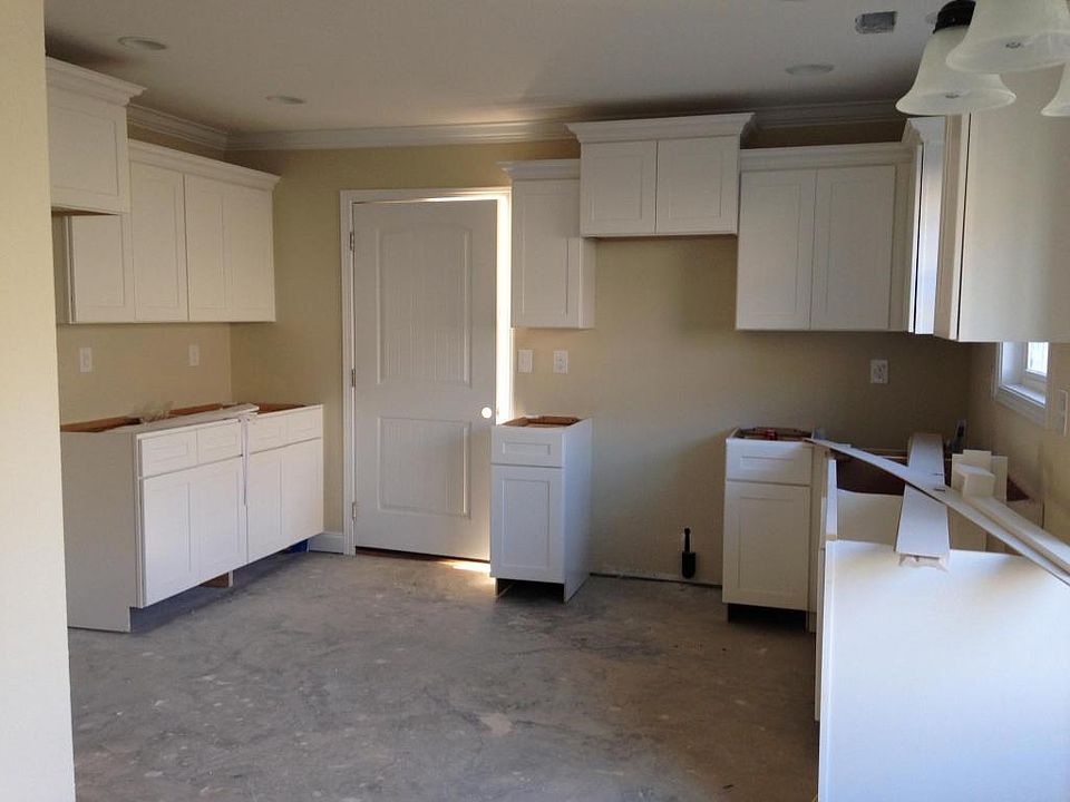 2nd image of 949 Elsborn Ridge Rd