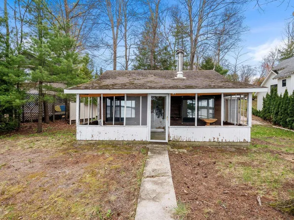 186 S South Long Lake Rd, Traverse City, MI 49685