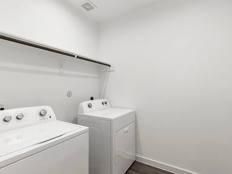 1589 Oakdale Crest Rd — Photo 17