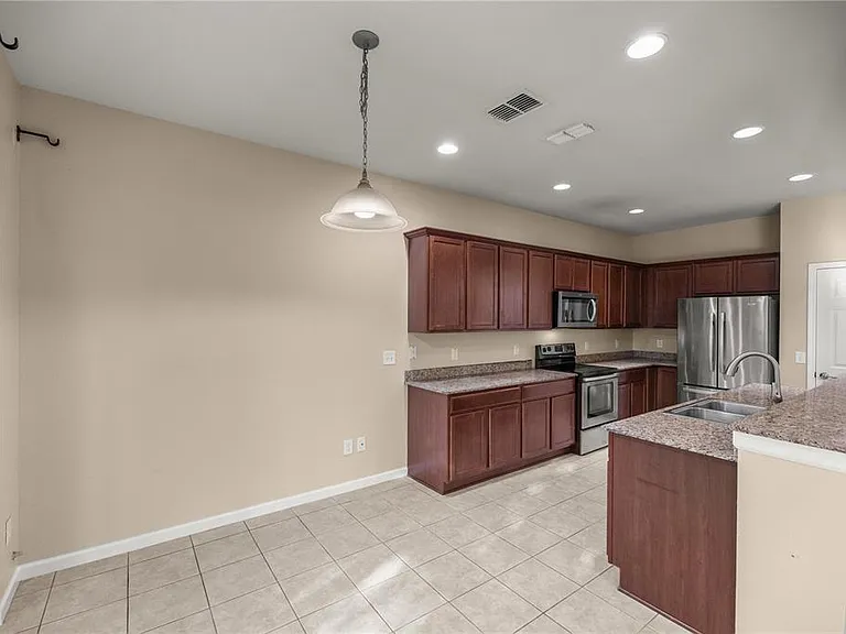 4073 SW 47th Ct — Photo 10