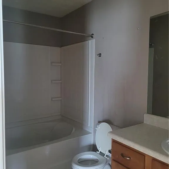 748 Georgetown Ct — Photo 6