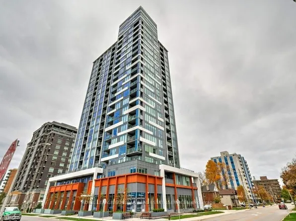 500 Brock Ave #703, Burlington, ON L7S 0A5