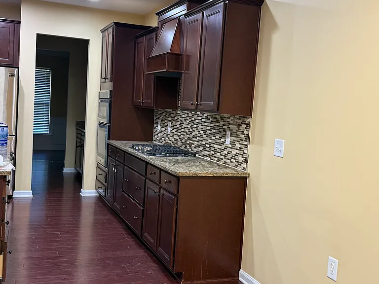 2101 Chipley Dr — Photo 16