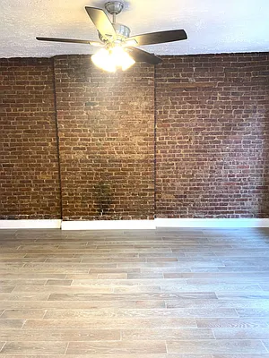 Rented by null | media 4