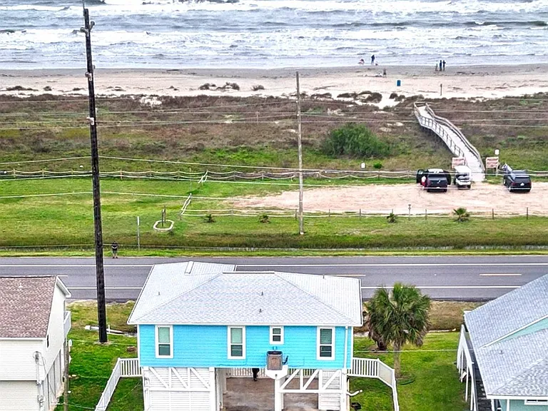 21822 San Luis Pass Rd — Photo 28
