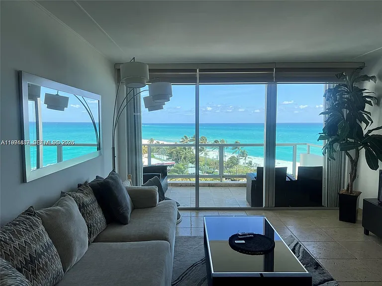 5151 Collins Ave #1035 — Photo 6