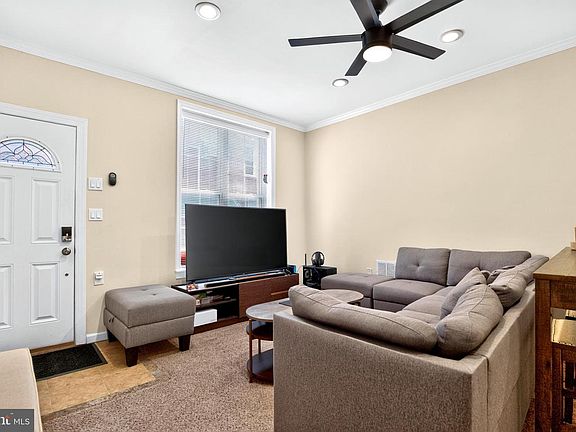5th image of 2638 S Juniper St