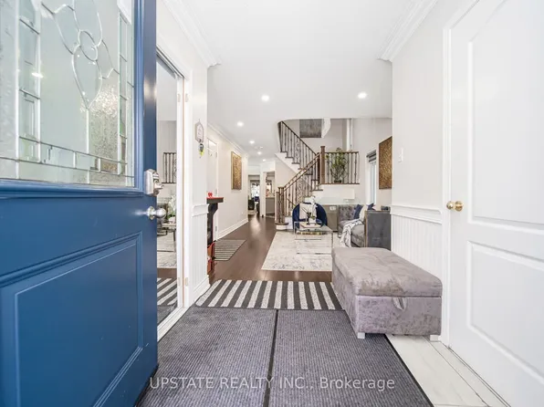 12 Bramfield St, Brampton, ON L7A 2W3