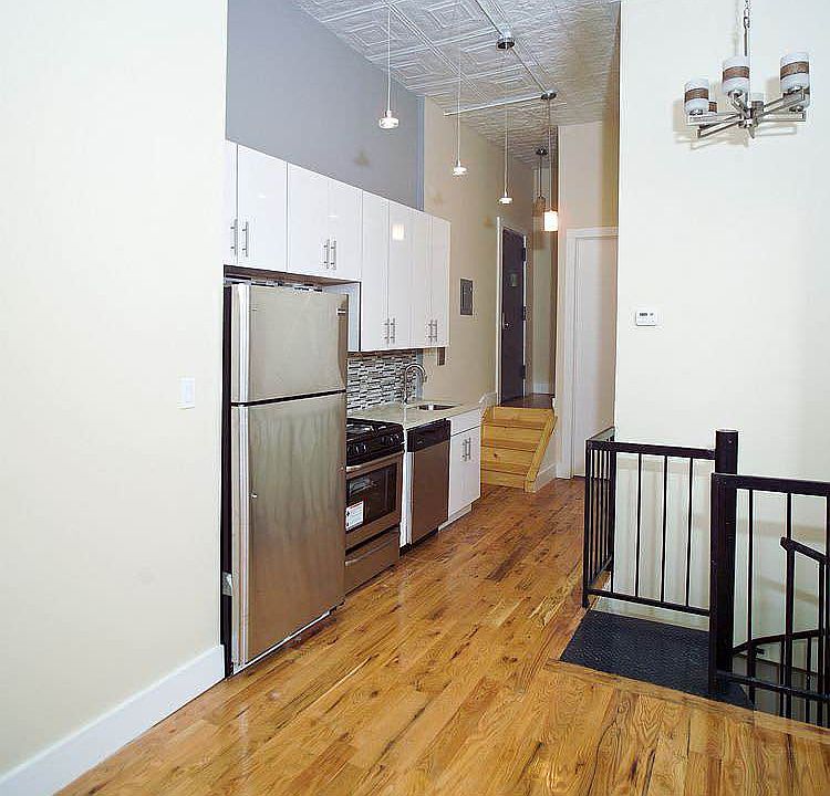 1st image of 257 Cooper St APT 1A