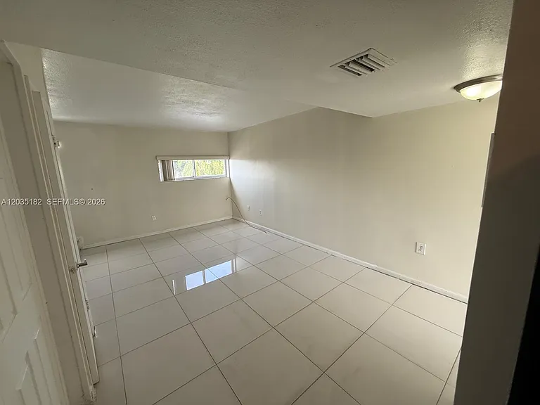 5611 W 25th Ct #10-A — Photo 5